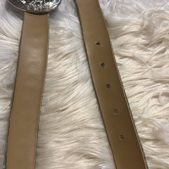 KIPPY’S SWAROVSKI CRYSTAL SILVER BUCKLE STUDDED LEATHER COWGIRL BELT SIZE 32 - Picture 5 of 6